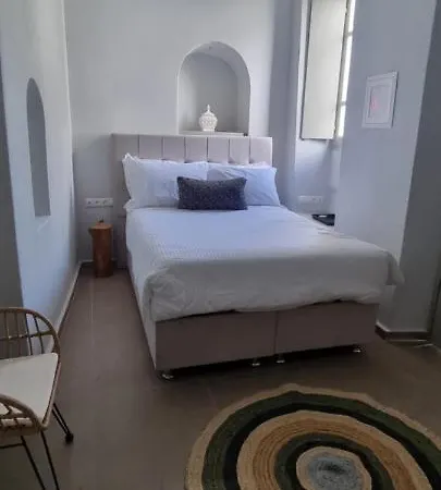 Aparthotel Guru