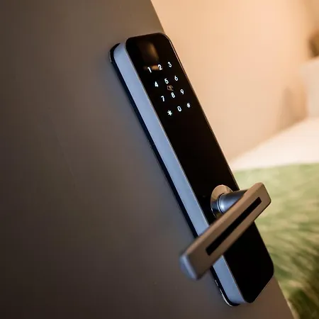 Guru Aparthotel