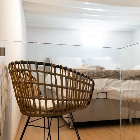 Guru 4* Mykonos Town